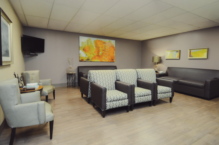 AMMC Fonticiella Clinic Waiting Room